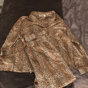 Shiny leopard print pajama set